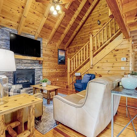 Fox Valley Lodge พิเจนฟอร์จ ภายนอก รูปภาพ