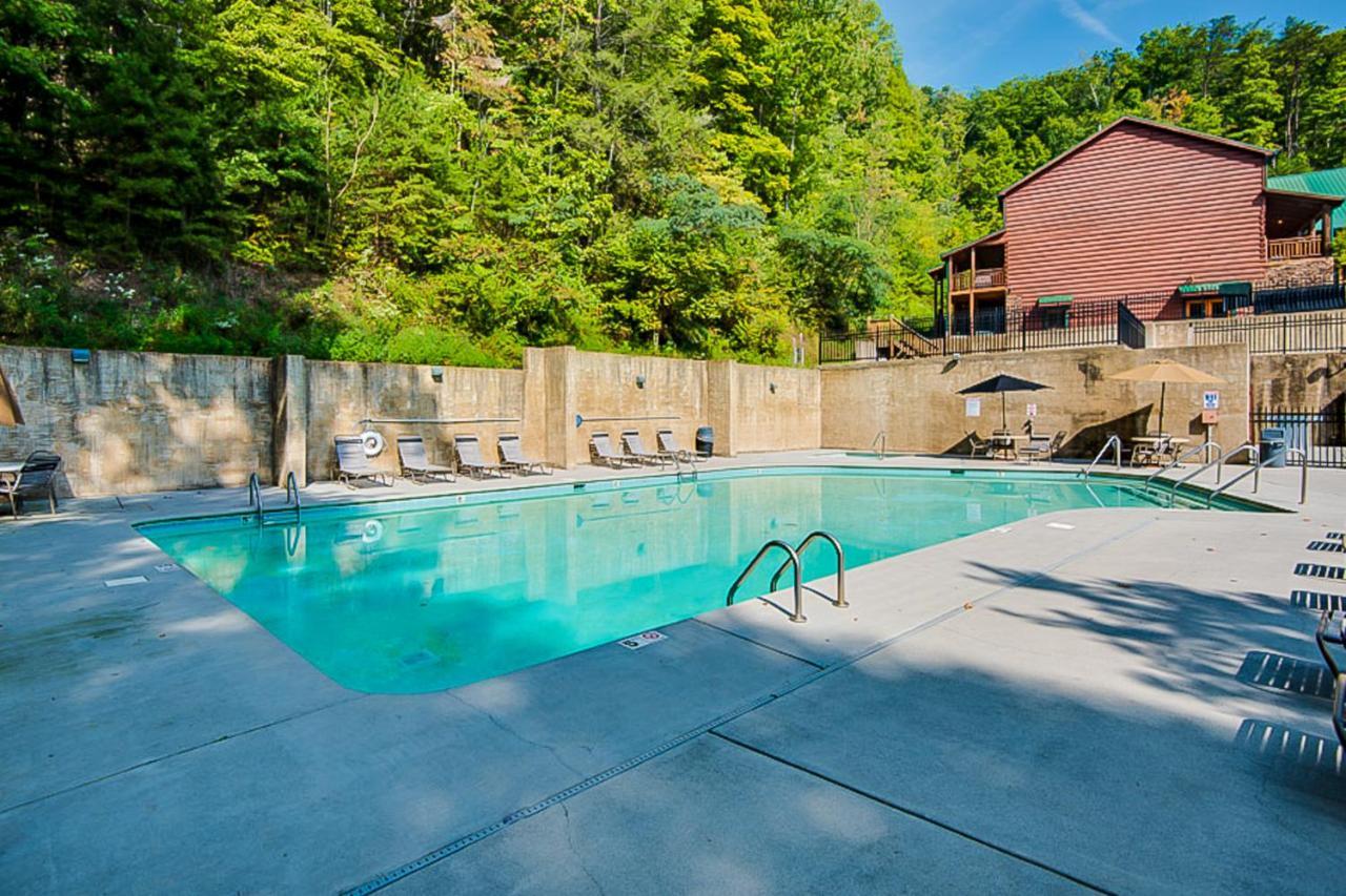 Fox Valley Lodge พิเจนฟอร์จ ภายนอก รูปภาพ